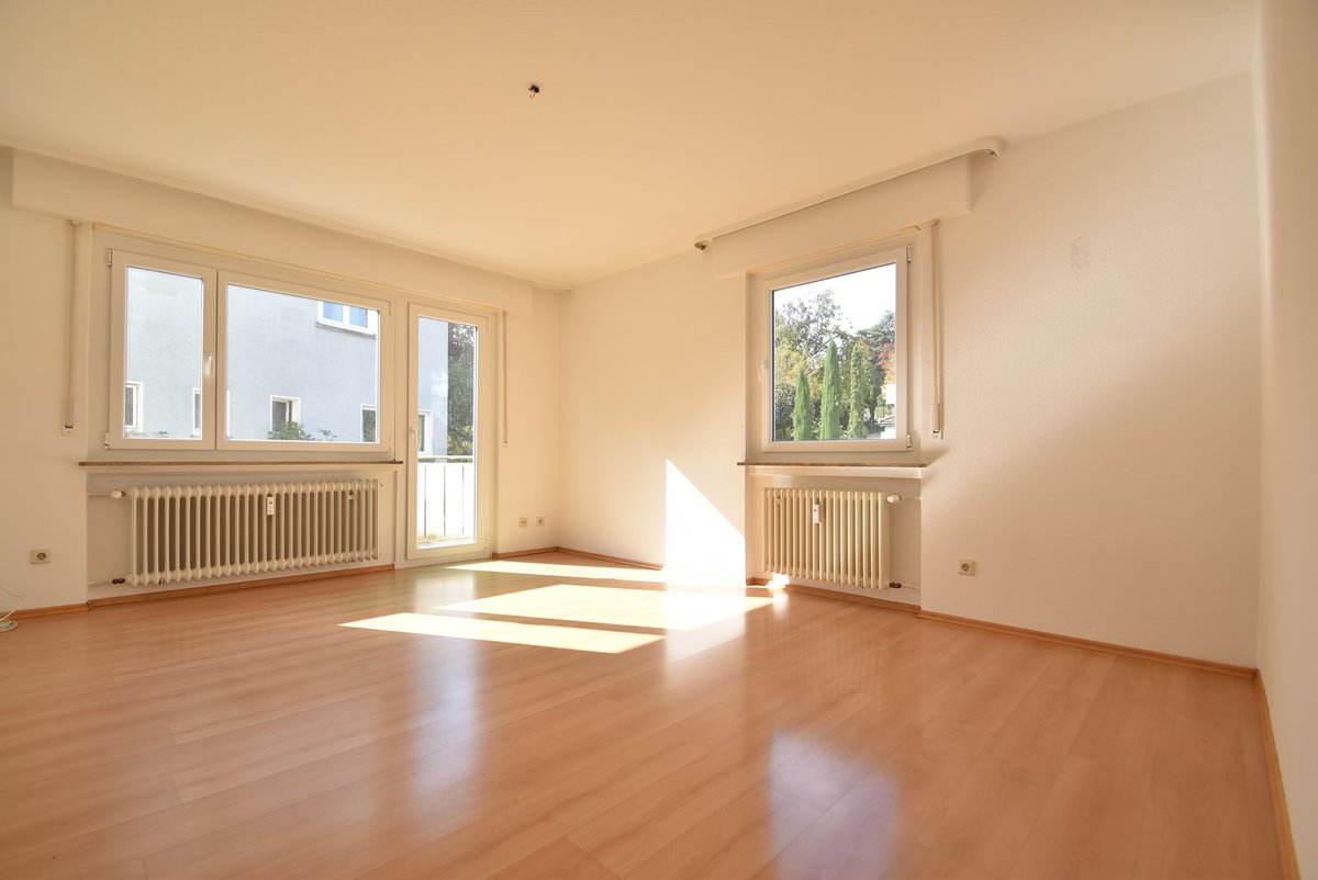 *Seltene Gelegenheit am Bopser* Schöne 3-Zimmer-Wohnung mit Balkon in bester Wohnlage!, 70184 Stuttgart, Erdgeschosswohnung