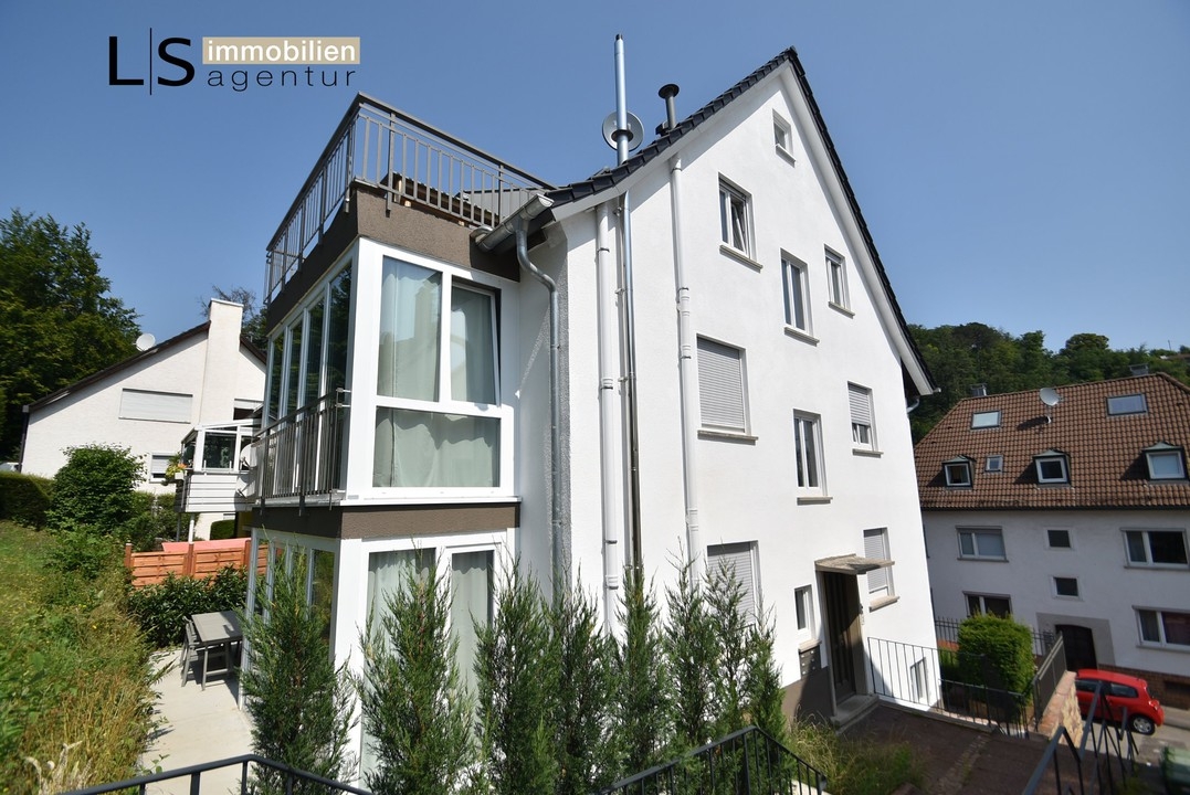 *Perfekte Anlageimmobilie* Kernsaniertes Mehrfamilienhaus in bester Wohnlage!, 70199 Stuttgart, Mehrfamilienhaus