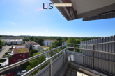 Ausblick - Charmante 3-Zimmer-Wohnung mit Potenzial, Fernblick und Garagenoption im „Salute“ in S-Fasanenhof!