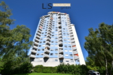 Außenansicht - Charmante 3-Zimmer-Wohnung mit Potenzial, Fernblick und Garagenoption im „Salute“ in S-Fasanenhof!