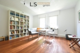 Wohnzimmer - **Traumhaft** Renovierte Altbau-Etagenwohnung in absolut ruhiger Lage von Stuttgart-Ost!