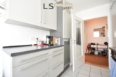 Küche - **Traumhaft** Renovierte Altbau-Etagenwohnung in absolut ruhiger Lage von Stuttgart-Ost!