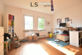 Arbeitszimmer - **Traumhaft** Renovierte Altbau-Etagenwohnung in absolut ruhiger Lage von Stuttgart-Ost!
