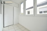 Loggia - **Traumhaft** Renovierte Altbau-Etagenwohnung in absolut ruhiger Lage von Stuttgart-Ost!