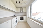 *Neuwertig* Moderne 2-Zimmer-Wohnung mit Balkon in unmittelbarer Nähe zum Cannstatter Carré! - Küche