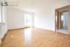 *XXL-Terrasse* Renovierte, geräumige und sehr gepflegte 3-Zimmer-Terrassen-Wohnung in S-Degerloch! - Wohnbereich