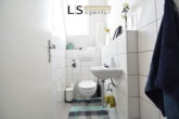Schöne, helle 2-Zimmer-Wohnung in zentrumsnaher Lage von S-Degerloch! - Separates WC