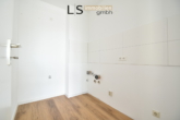 Küche - *S-Haigst – Atemberaubende Aussicht!* Renovierte Terrassen-Wohnung mit Panoramablick über Stuttgart!