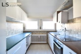 Großzügige, helle 3-Zimmer-Dachgeschoss-Wohnung mit Balkon in bester Lage von Hedelfingen! - Küche