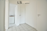 Eingangs-/Flurbereich - *Frisch renoviert* Schickes 2-Zimmer-Dachstudio mit Süd-West-Balkon im beliebten Märchenviertel!