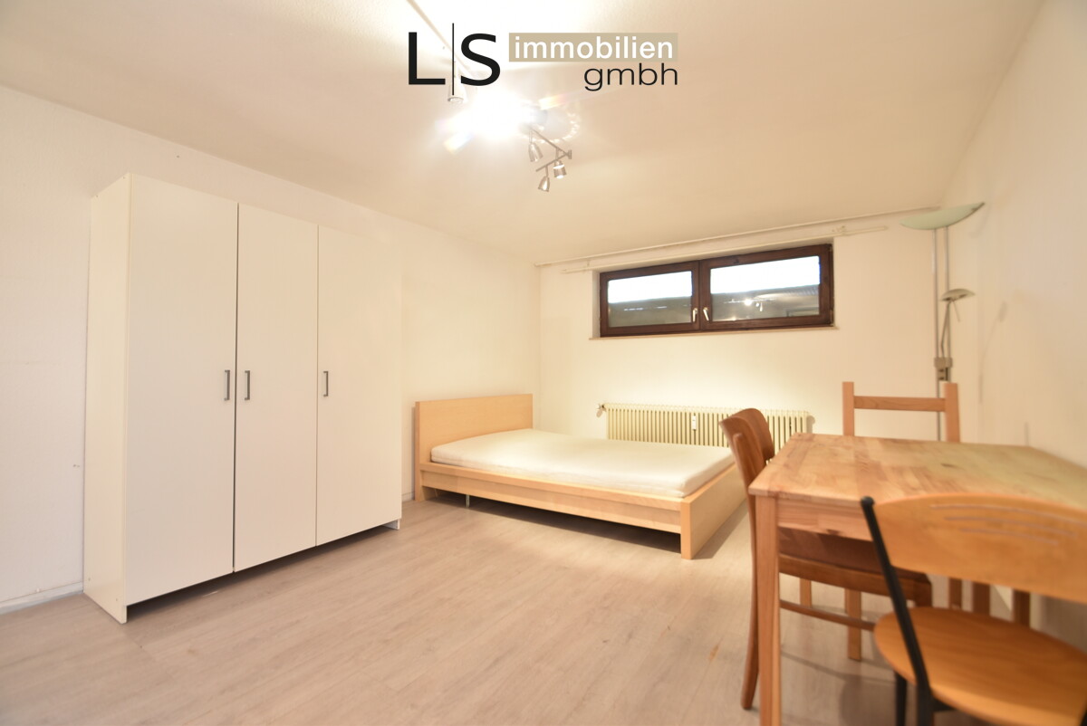 Möbliertes 1-Zimmer-Apartment mit vollständigem Hausrat im beliebten Märchenviertel!, 70567 Stuttgart, Souterrainwohnung