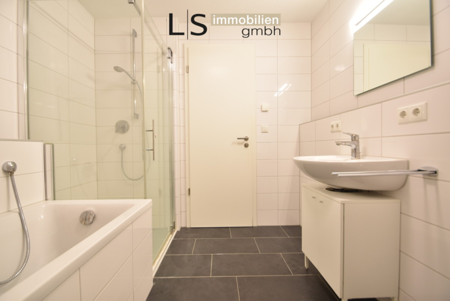 Hauptbadezimmer
