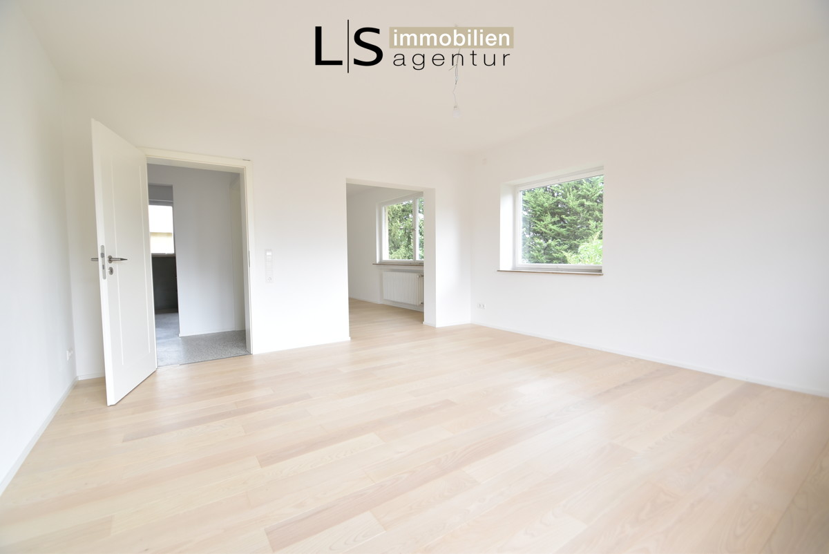 *Top-Wohnung in Top-Lage* Renovierte 3-Zimmer-Wohnung mit Balkon & Kfz-Stellplatz in Zentrumsnähe!, 70567 Stuttgart / Möhringen, Wohnung