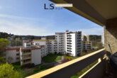 *Tolle Aussicht* Gemütliche und helle 3-Zimmer-Wohnung mit Balkon und Kfz-Stellplatz in S-Botnang! - Aussicht vom Balkon