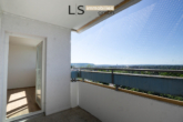 Balkon - *Saniert* Attraktive 2-Zimmer-Wohnung mit Süd-Balkon & Aussicht über Korber Höhe + KFZ-Stellplatz!