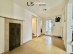 Eingangs-/Flurbereich - Sehr schöne und charmante 4-Zimmer-DG-Wohnung in absolut ruhiger Lage von Stuttgart-Ost!