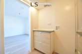 Küchen-/Flurbereich - *Perfektes City-Apartment* Sanierte, helle 1-Zimmer-Wohnung in Top-Lage von Stuttgart-Ost!