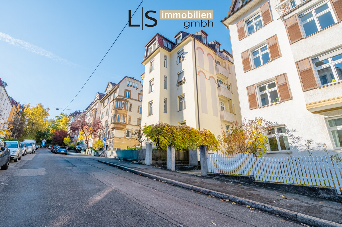 *Sichere und werthaltige Kapitalanlage* Top-gepflegte und gut vermietete 2-Zimmer-Altbau-Wohnung!, 70197 Stuttgart, Wohnung