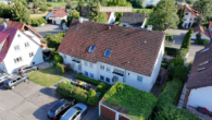 Hausansicht - Wohnen mit Weitblick! Charmante 3-Zimmer-DG-Wohnung in Top-Lage! Stellplatz & Bühnenraum inklusive!