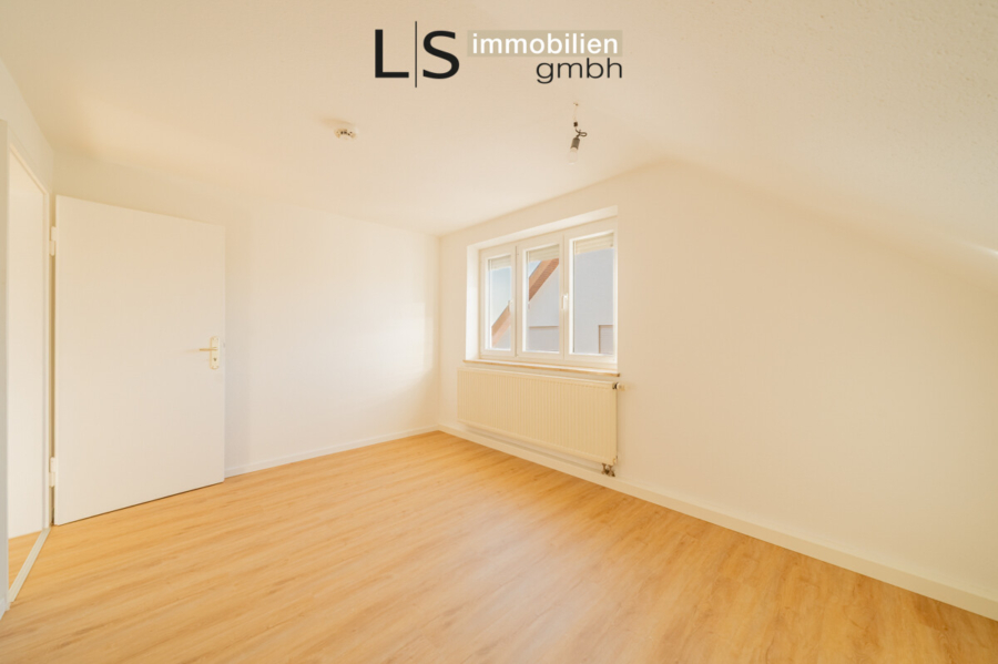 Wohnung DG | Frei