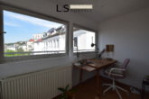 *Panoramablick* Gemütliche 2-Zimmer-Dachgeschosswohnung mit individuellem Charme in bester Wohnlage! - Loggia-Bereich