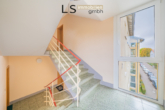 Treppenhaus - *Degerloch pur – zeitlos schön* Hochwertig sanierte Wohnung mit Balkon und hervorragender Anbindung!