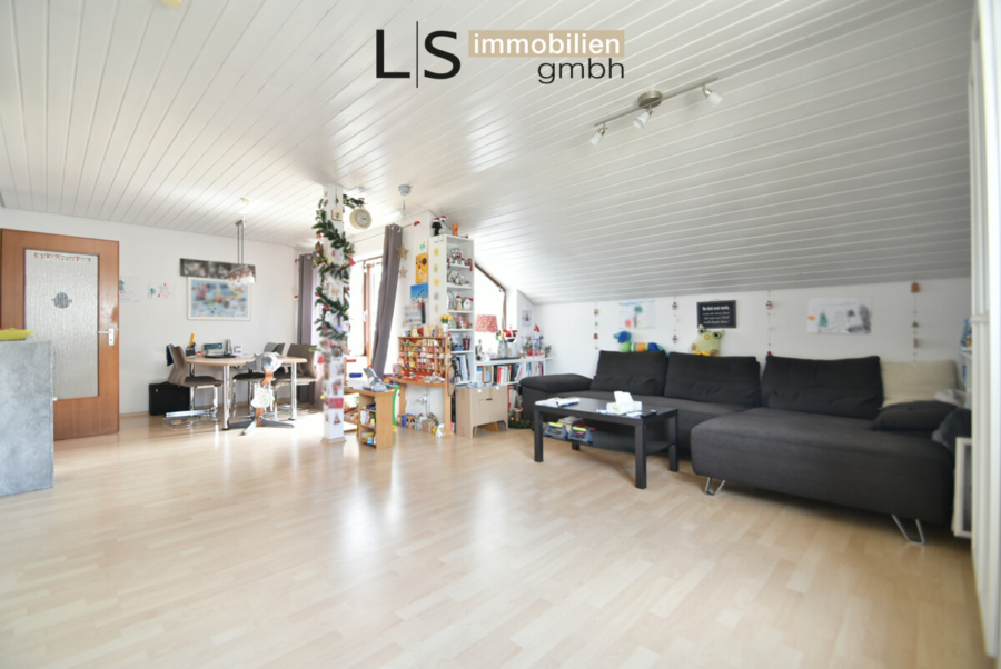 Wohnbereich | Wohnung DG