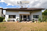 Hausrückansicht | Garten - *Besonderes 2-Familienhaus in Asperg* Top-Wohnlage mit Haus-im-Haus-Charakter in tollem Wohnumfeld!