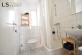 **Dachgeschoss** Gemütliche 3 Zimmer-DG-Wohnung in schönem Altbau, mitten im Stuttgarter Westen! - Badezimmer