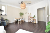 Wohnzimmer - *Altbau* Charmante 3-Zimmer-Etagenwohnung mitten im Stuttgarter-Westen!