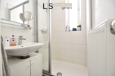 Badezimmer - *Altbau* Charmante 3-Zimmer-Etagenwohnung mitten im Stuttgarter-Westen!