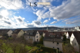 Aussicht - Geräumige und helle 3-Zimmer-Wohnung in ruhiger Wohnlage von S-Untertürkheim mit Balkon!
