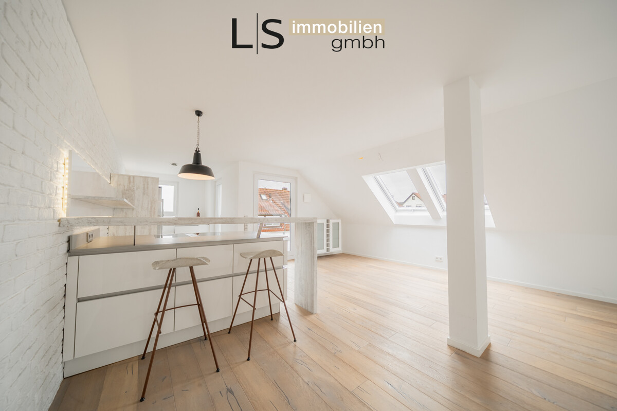 Exklusive 4-Zimmer-Maisonette mit hochwertiger Ausstattung, Dachterrasse, Aufzug & TG-Stellplatz!, 73760 Ostfildern, Maisonettewohnung
