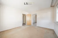 Zimmer 1 OG