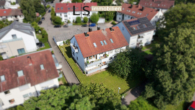Luftaufnahme - Top-Investment in Stuttgart: Vermietetes MFH mit 6 Wohnungen, 5 Garagen und ausbaufähiger Einheit!