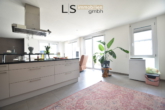 Küchenbereich - Exklusive 3,5-Zimmer-Wohnung mit XXL-Terrasse, hochwertiger EBK & 2 Kfz-Stellplätzen in guter Lage!