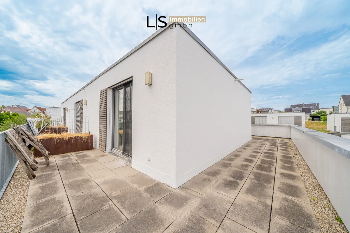 umlaufende Dachterrasse