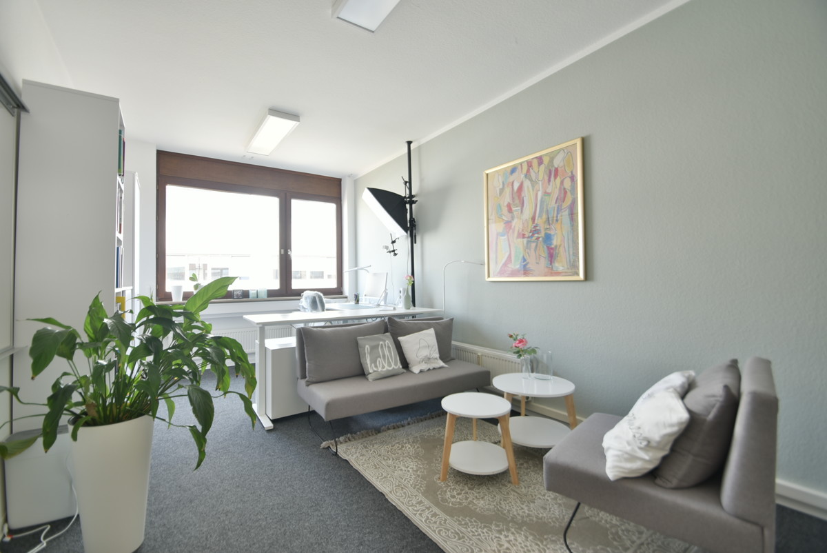 *Einzelbüro* als neuer Firmensitz oder ausgelagertes Homeoffice im Gewerbegebiet Tränke!, 70597 Stuttgart, Bürohaus